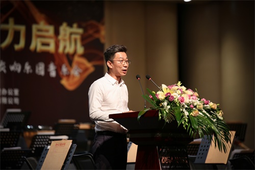 黄明智.JPG